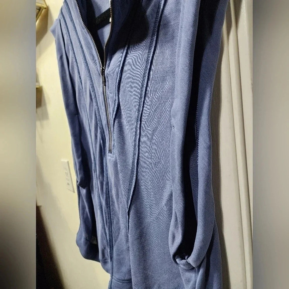 Free People Movement Half Zip Blue Vest - Size Medium Oversized - Picture 2 of 8